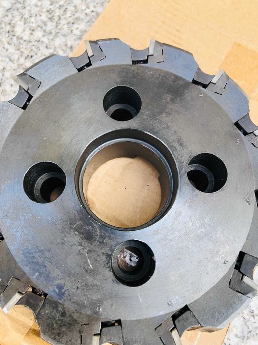 głowica frezarska fi 200 z płytkami SPKN polska JELENIA GÓRA