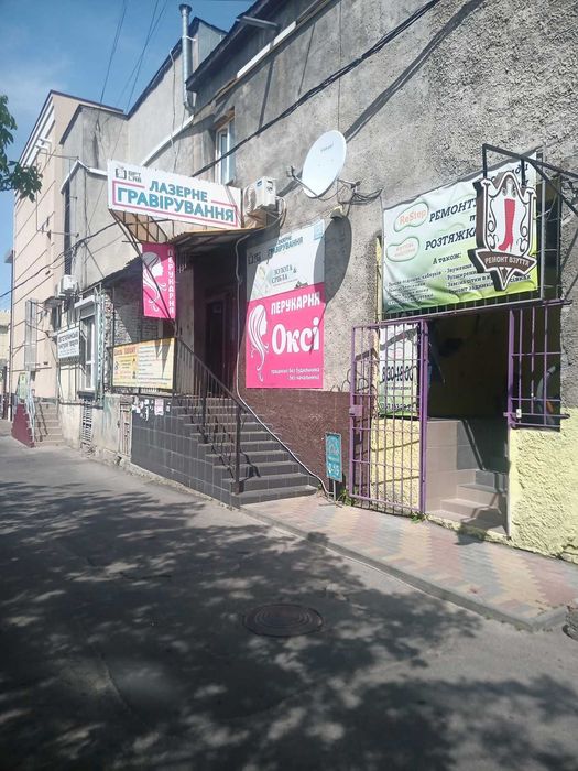 Продам комерційну нерухомість на Ближньому Замості