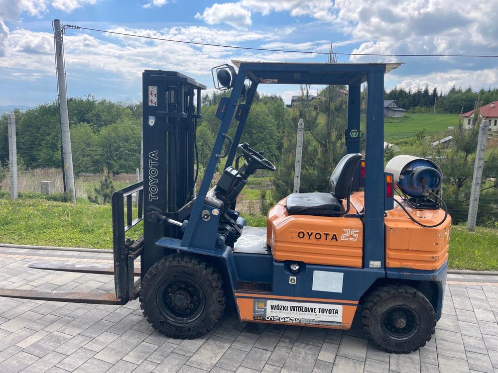 Wózek widłowy Toyota 42-5FG25
