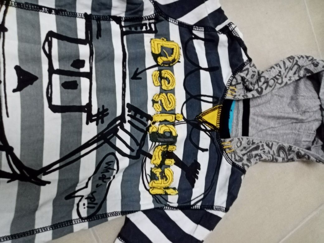 Sweats desigual com carapuço tamanho 5-6