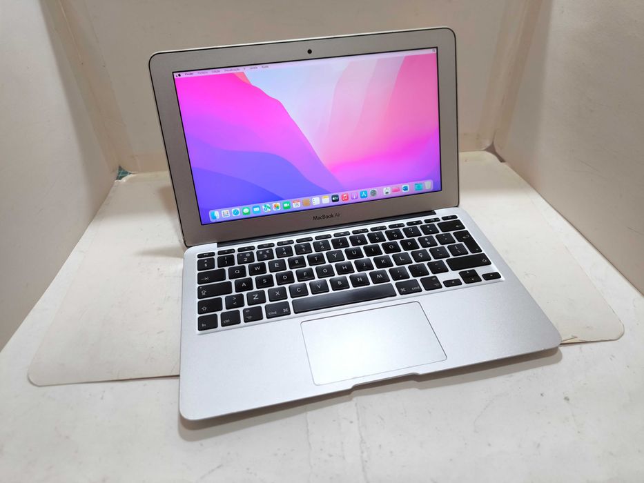 Apple Macbook AIR 11” 2015 i5 ssd 128GB