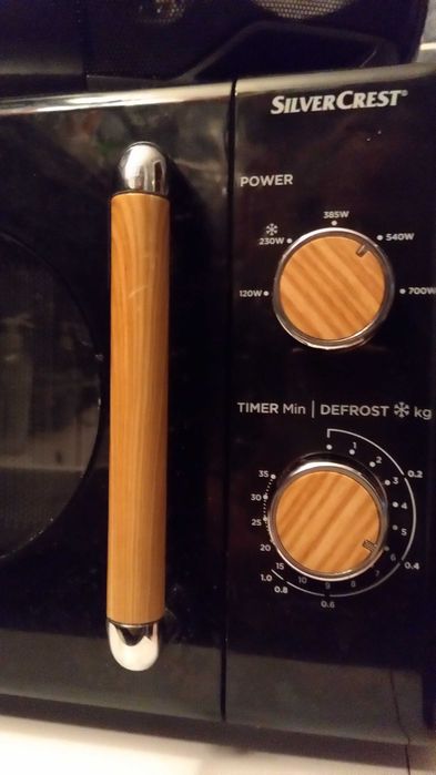 Kuchenka MIkrofalowa Silver Crest Dzialajaca z wadą timera.