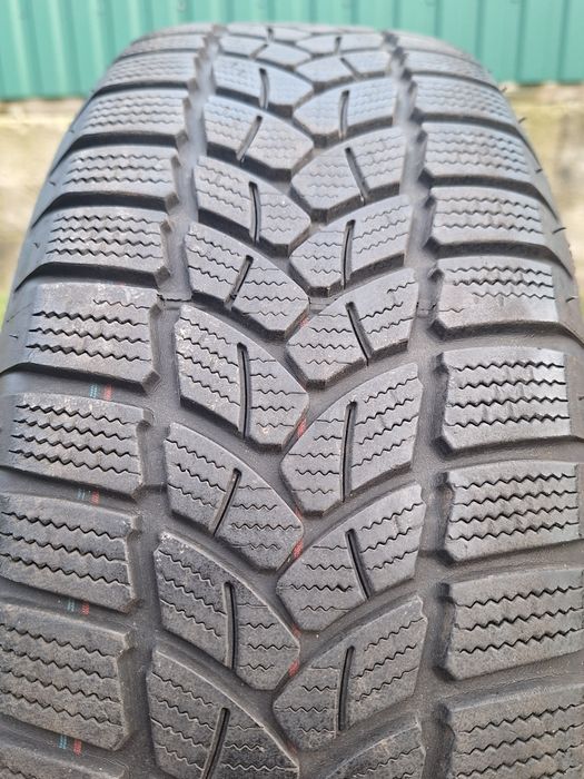 Зимовий Firestone 215 60 16 протектор 90%