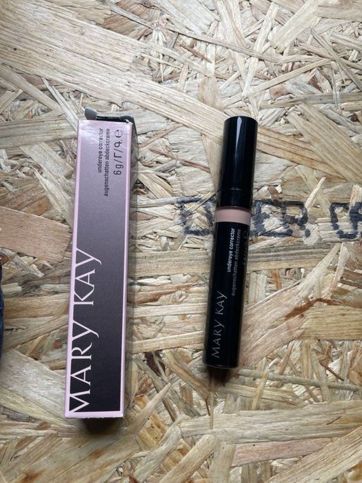 Консилер Mary kay