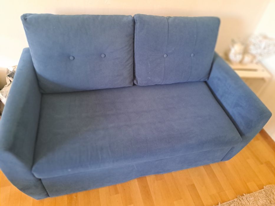 Sofa welurowa dwu osobowa