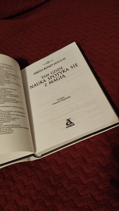 Tam gdzie nauka spotyka się z magią Serena Roney-Dougal