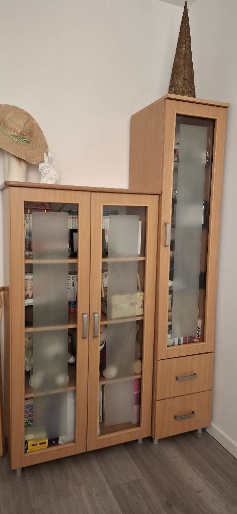 Zestaw mebli do pokoju