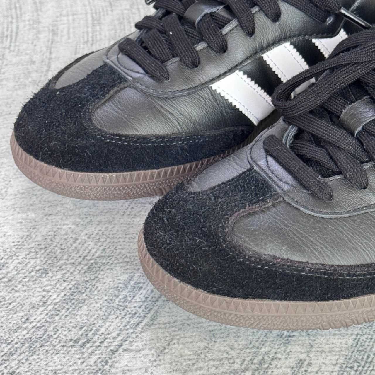 Adidas Samba OG Black White Gum 38