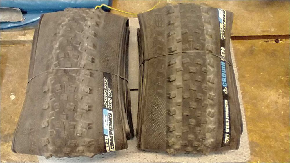 Opony Vee Tubeless TLR TLE bezdętkowe Schwalbe  29 zwijane 2 szt