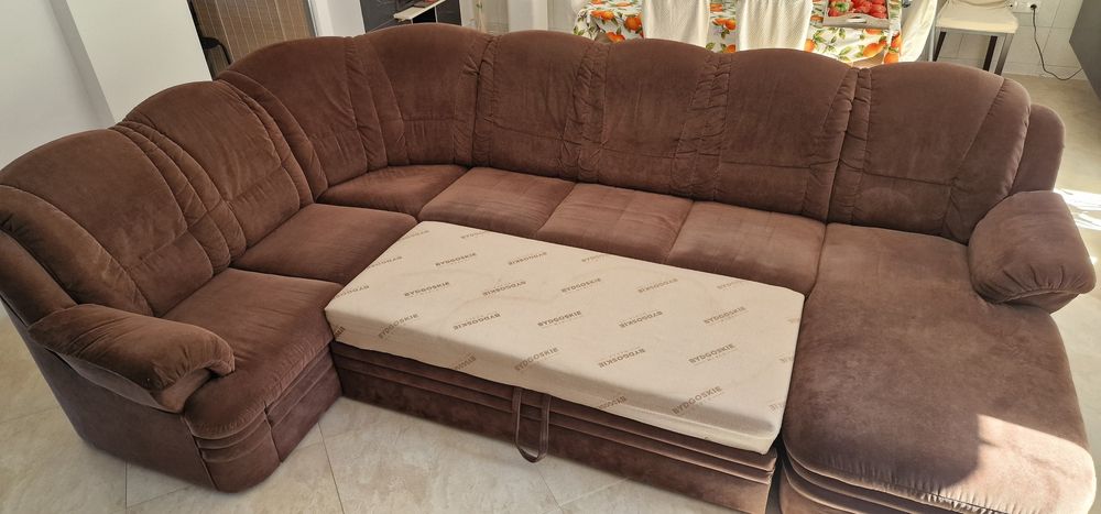 Sofa brązowa materiałową duża