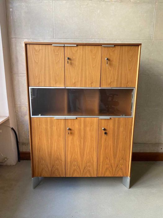 Elegancka biblioteczka / regał - kolor drewno orzech