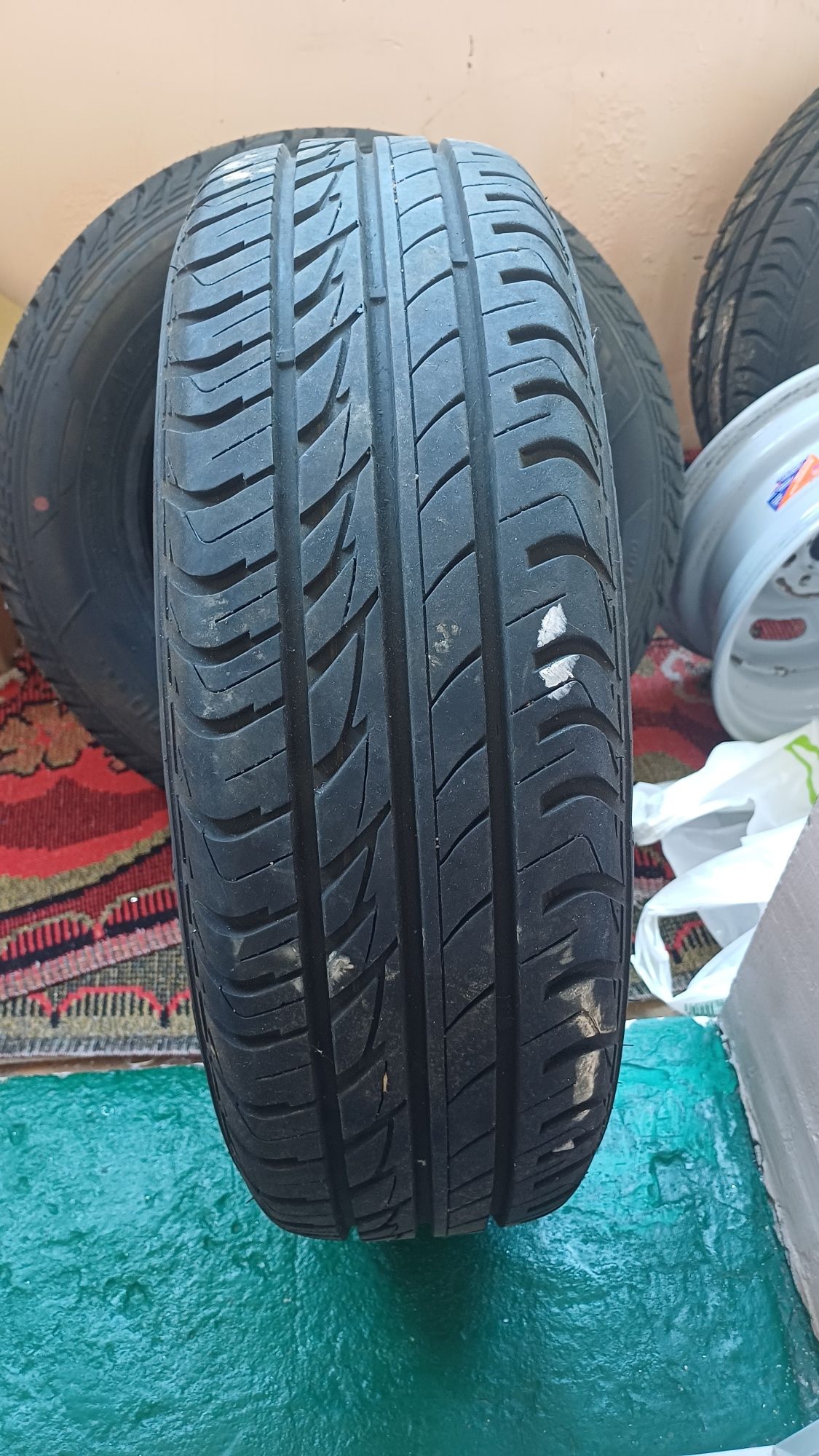 Продаю літню резину NORDEX 175/70R13