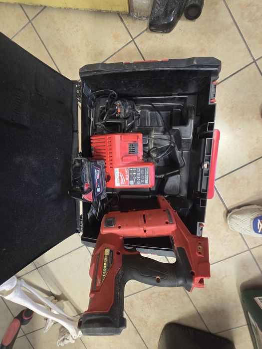 Zszywarka  milwaukee m18 fn18gs