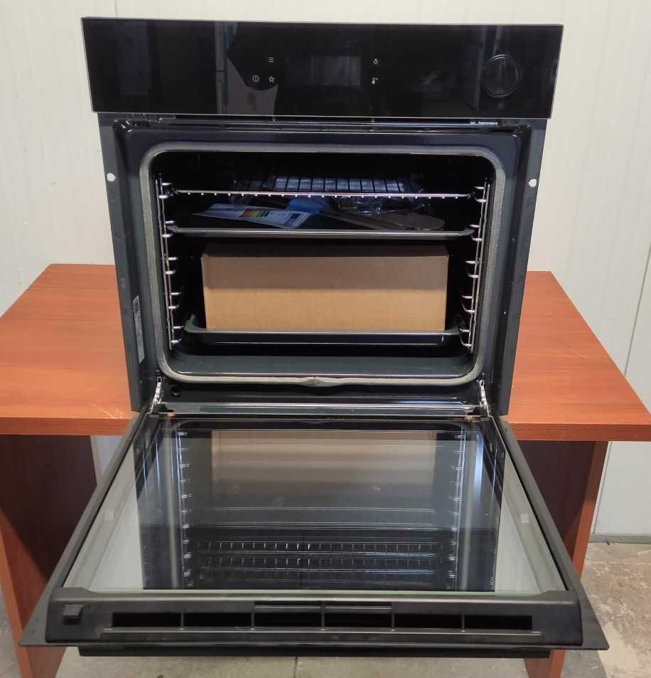 Piekarnik parowy Electrolux EOC8P39WZ Termoobieg Czarny OUTLET 28CG24