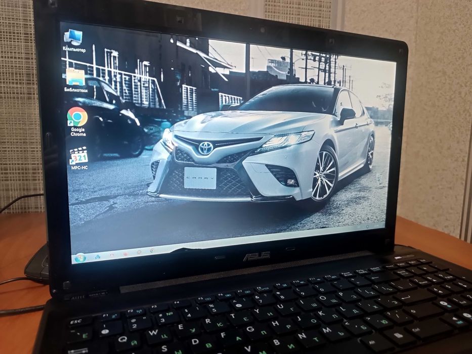 Ноутбук ASUS K52D