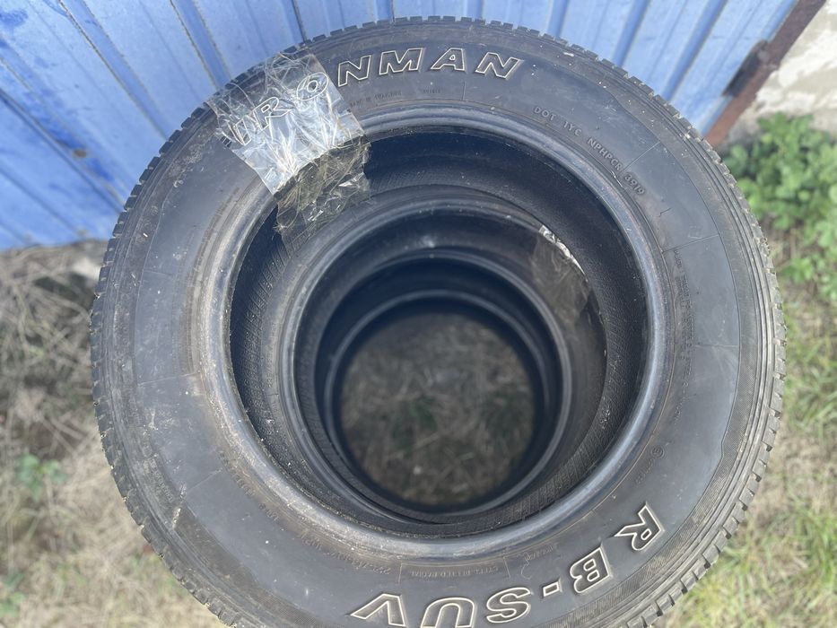 Шини R17 225/65 резина 4 шт