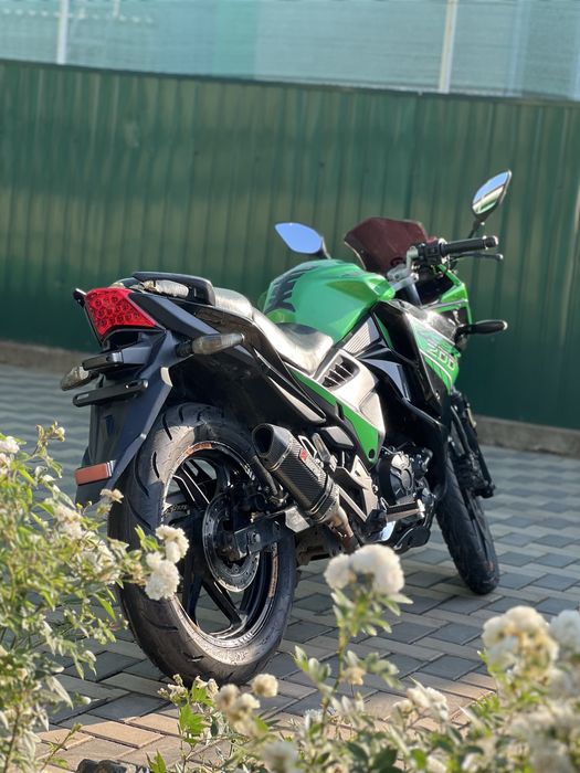 Мотоцыкл Lifan kpr 200