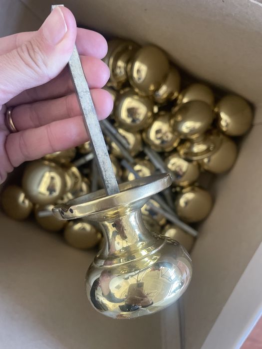 Macanetas puxadores dourados