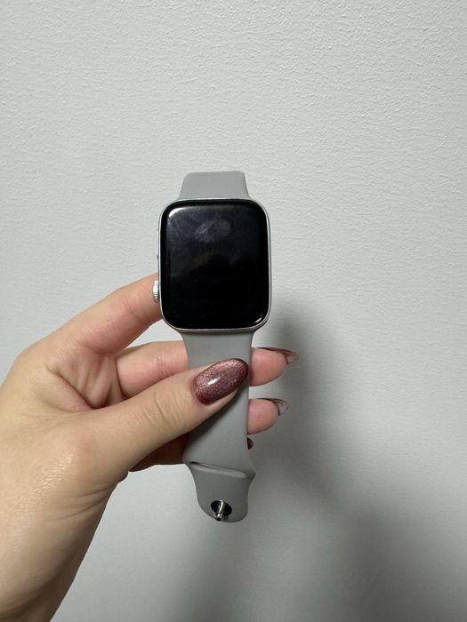 Смарт годинник Apple