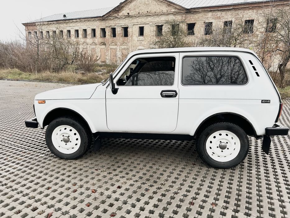 Нива 21213  ( 4*4 )