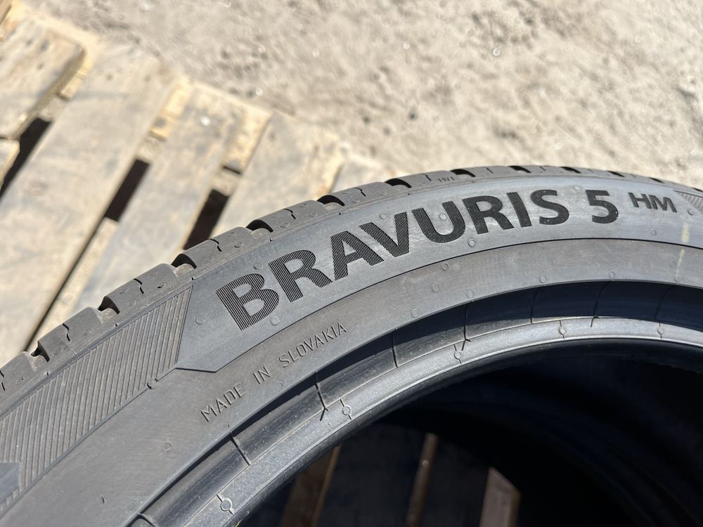 225/45 r19 Barum Bravuris 5HM Резина летняя 98% 21 год