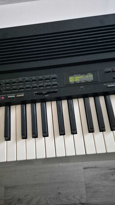 Keabord syntezator Roland KR 500