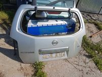 Klapa tylna nissan pathfinder