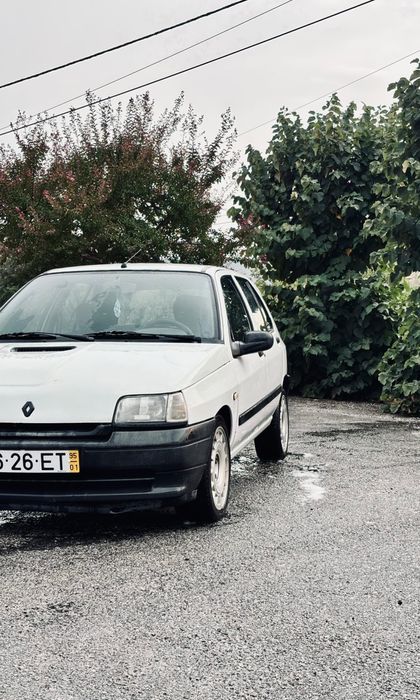 Renault Clio 1.2 Gasolina *kits do williams*