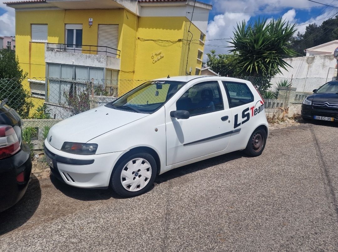 Fiat punto 1.9D.