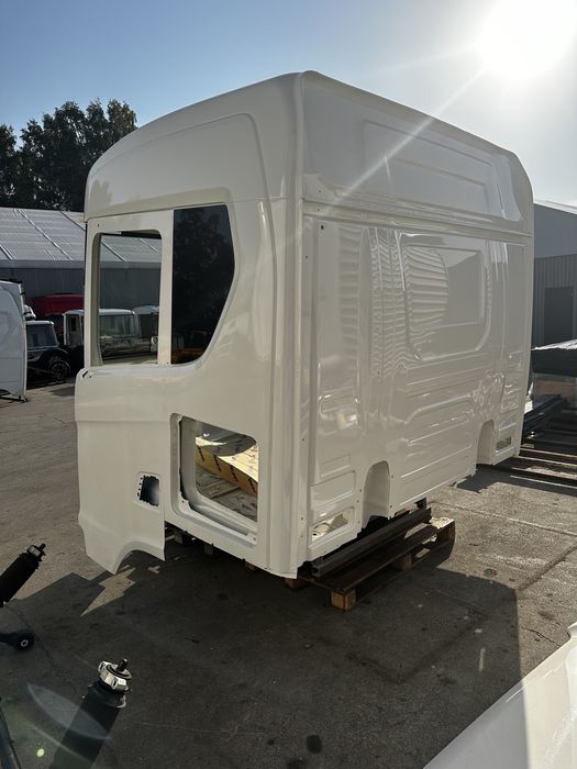 Kabina scania CS20N