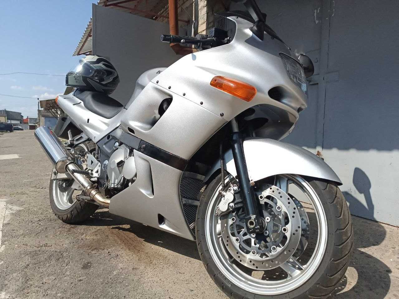 kawasaki ZZR 400 після реставрації