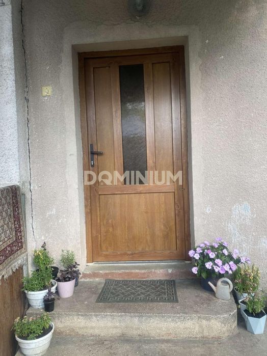 Продається будинок у м. Хуст