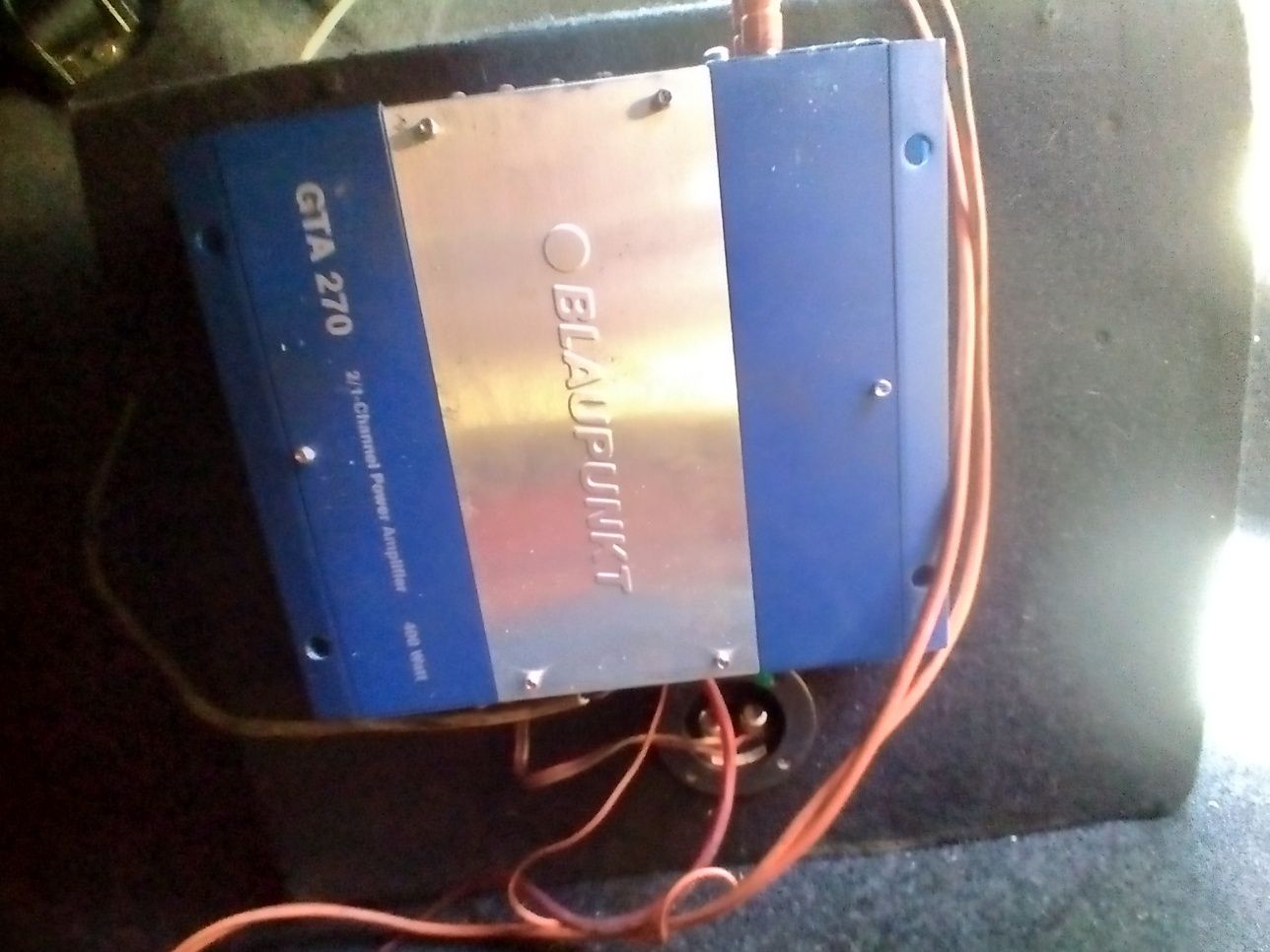 Саб JBL 1000w Blaupunkt gta 270
