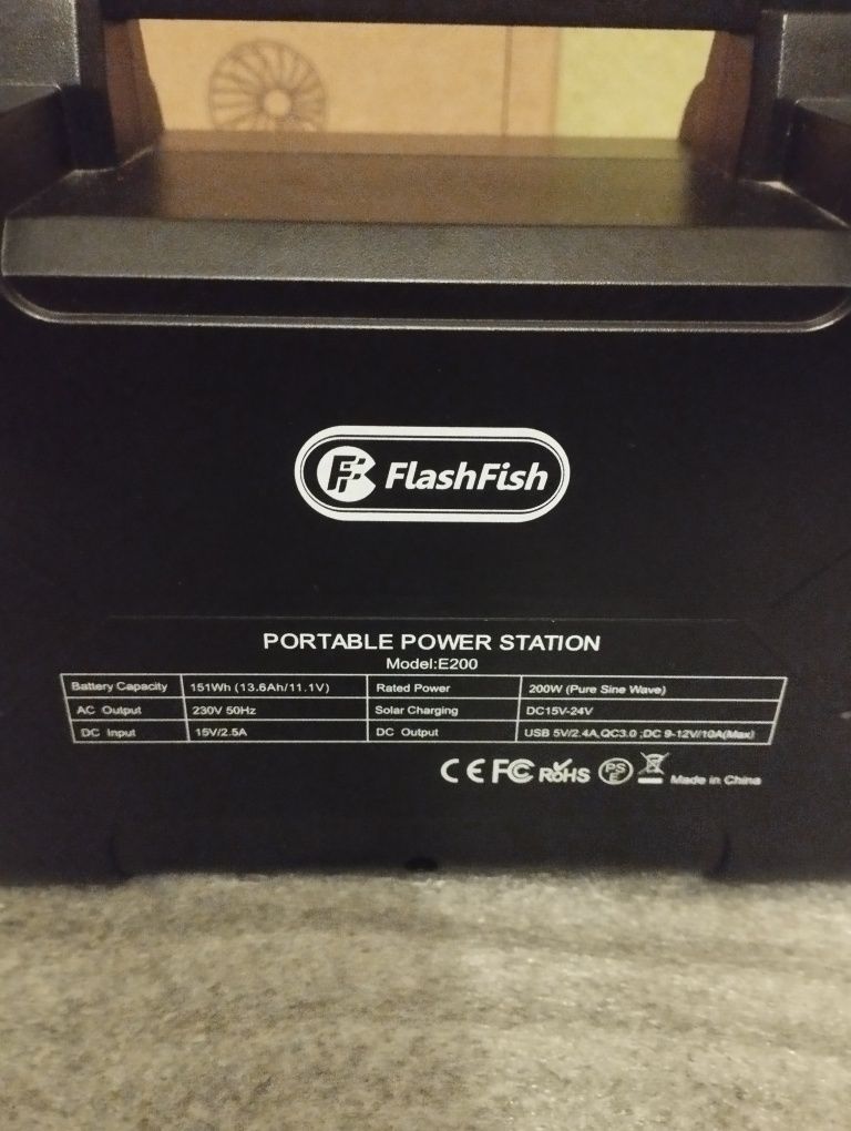 Зарядна станція Flashfish Е200 (40800мАч) 151ВТч чистая синусойда.