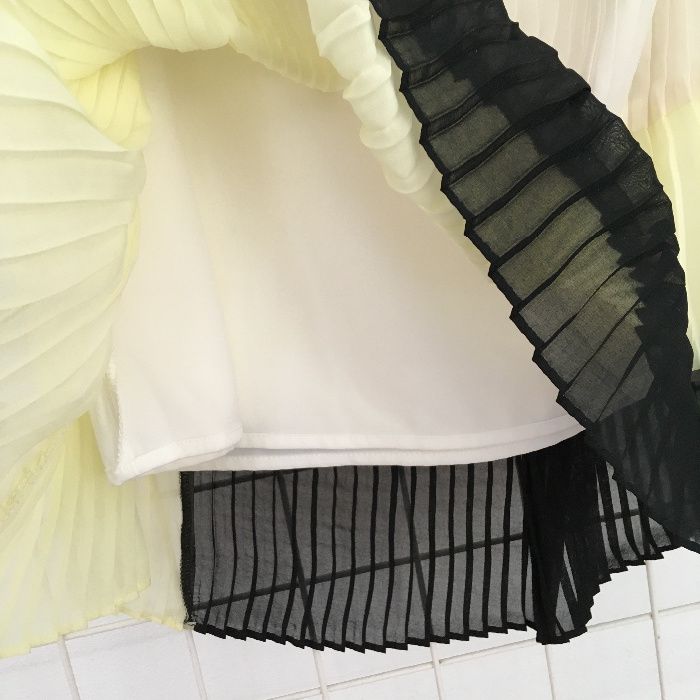 Vestido plissaso da marca Lavand.