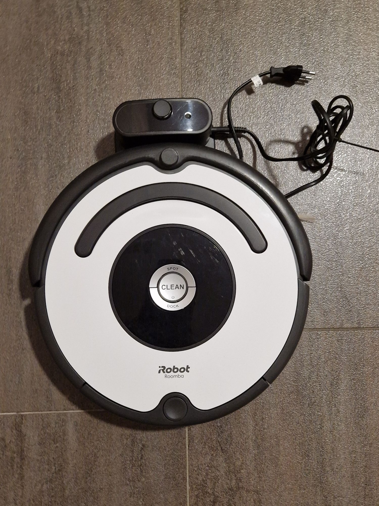 Odkurzacz automatyczny iRobot Roomba 675