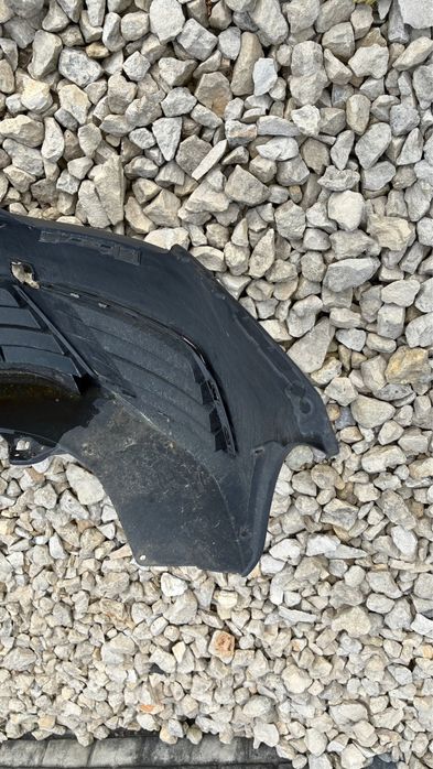 Zderzak przedni bez otworów VW Caddy III 2K5 FL lift 15- oryginal