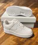Oryginalne Nike Air Force 1 07 damskie sneakersy białe modne 38