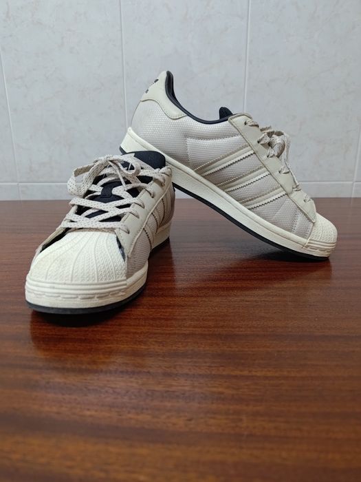 Adidas Superstar