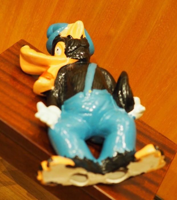 Antigas Figuras em Louça do Lobo Mau e 2 dos 3 Porquinhos 33cm Altura