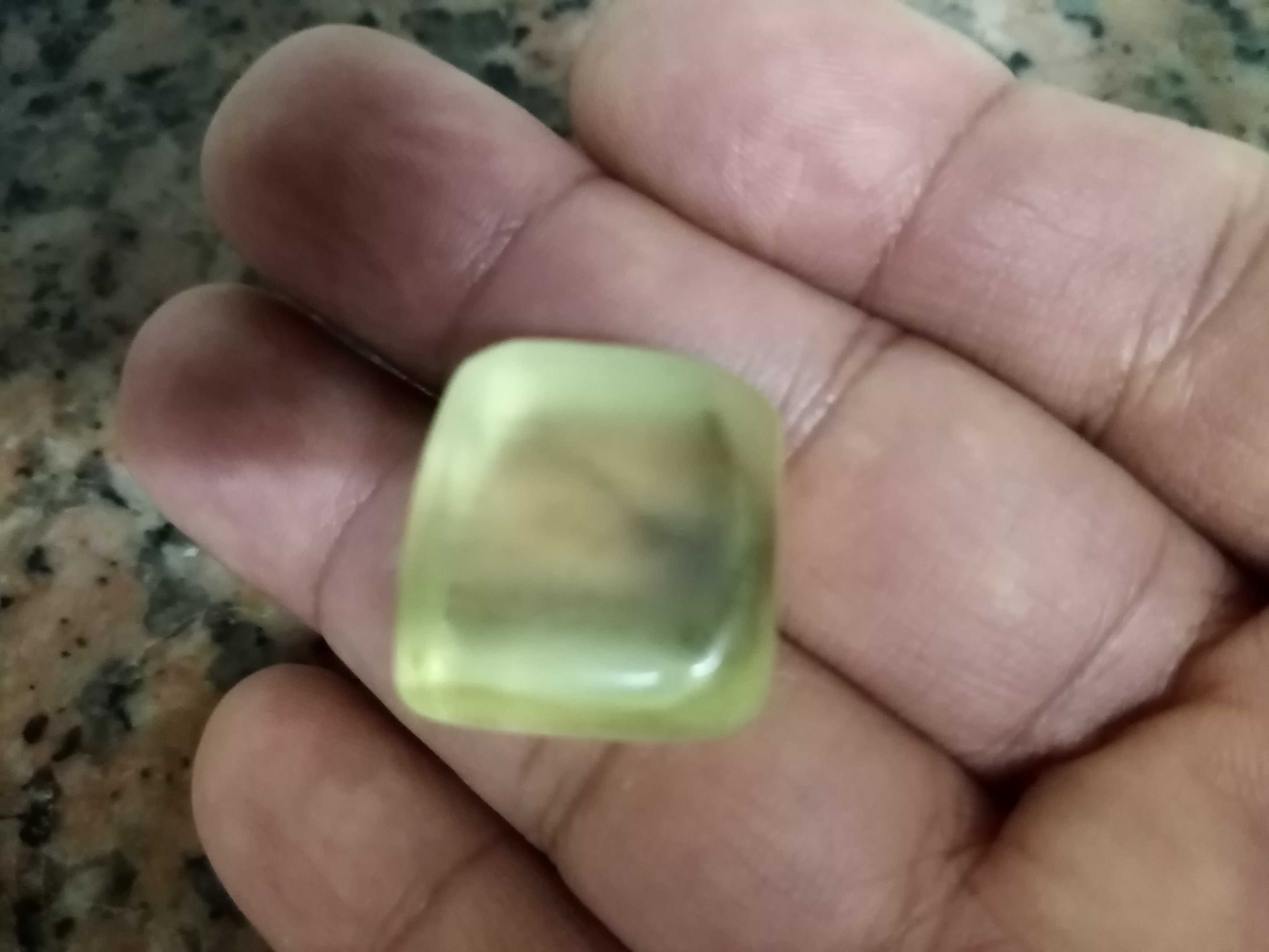 Halita  com 58.10 ct. Gema Raríssima.