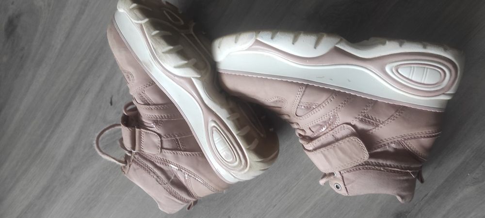 Super buty na platformie r.37-37.5.5