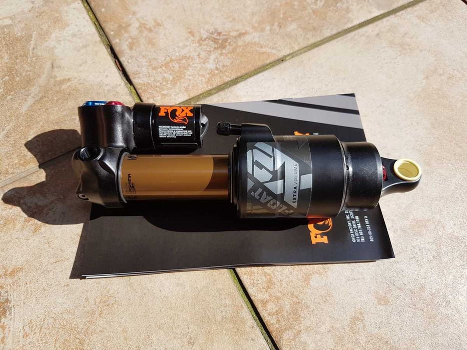 NOWY tłumik FOX Factory FLOAT X2 Trunnion, 2-pos, KASHIMA, 205x65mm