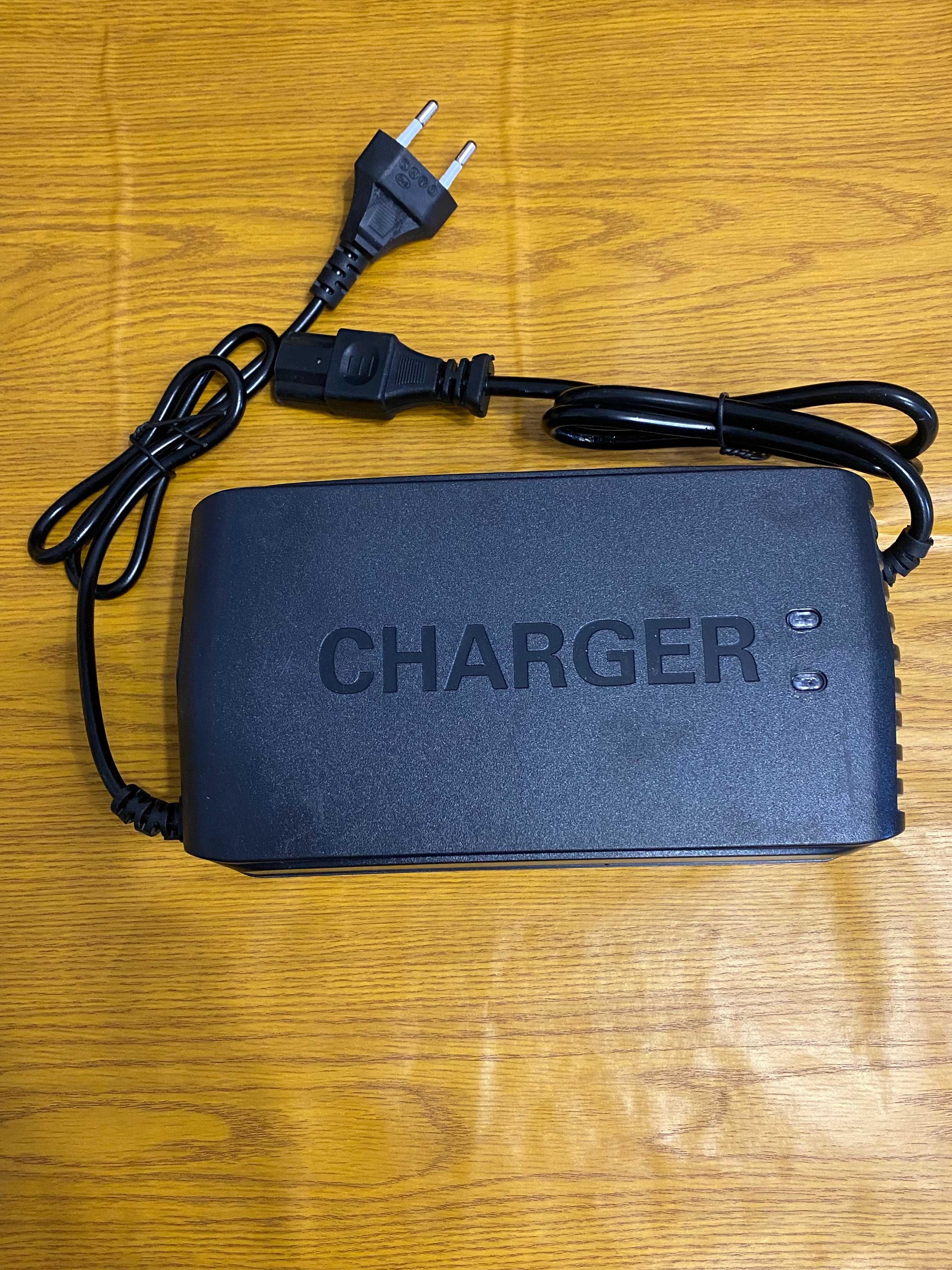 Зарядное устройство для электромотоцыклов,тяговых аккмуляторов 60V 32A