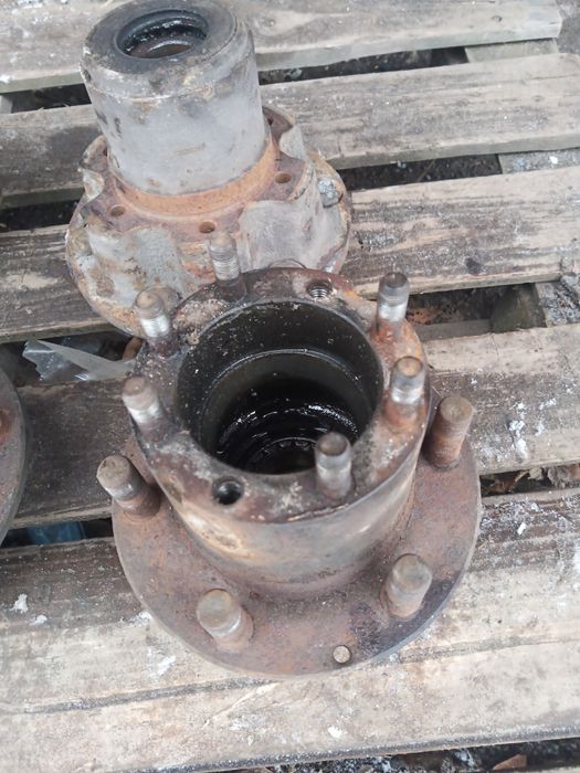 Продам ступицы на Газель