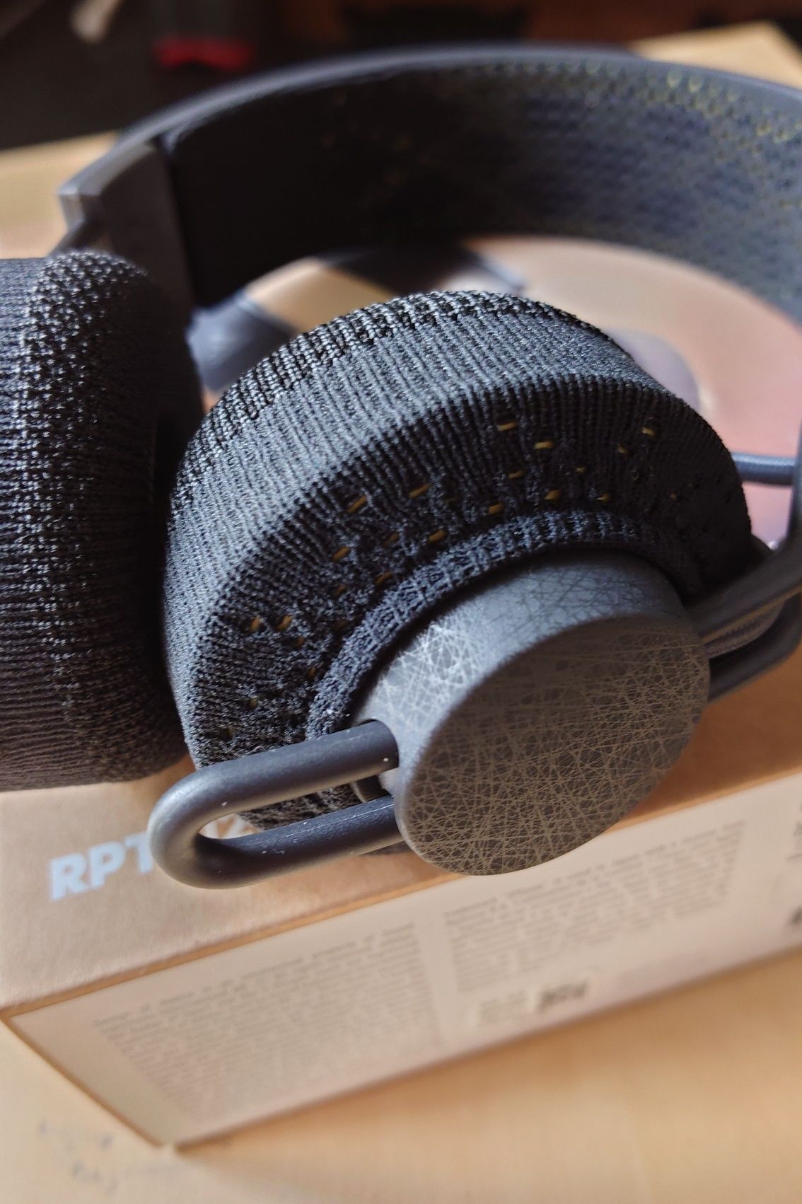 Fones Adidas RTP-02 SOL