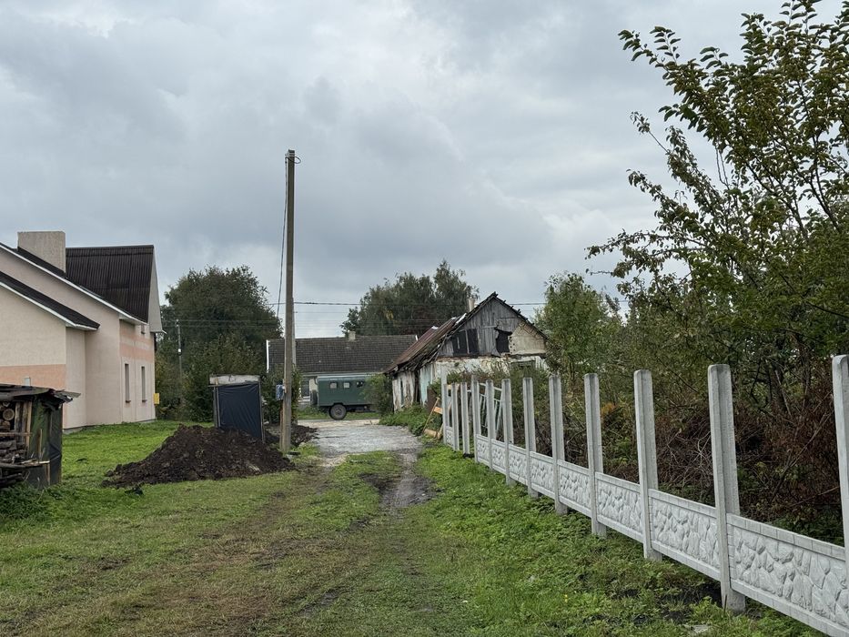 Продам земельну ділянку у місті Почаїв!