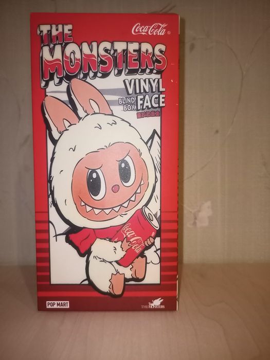 лабубу кока кола с коробкой