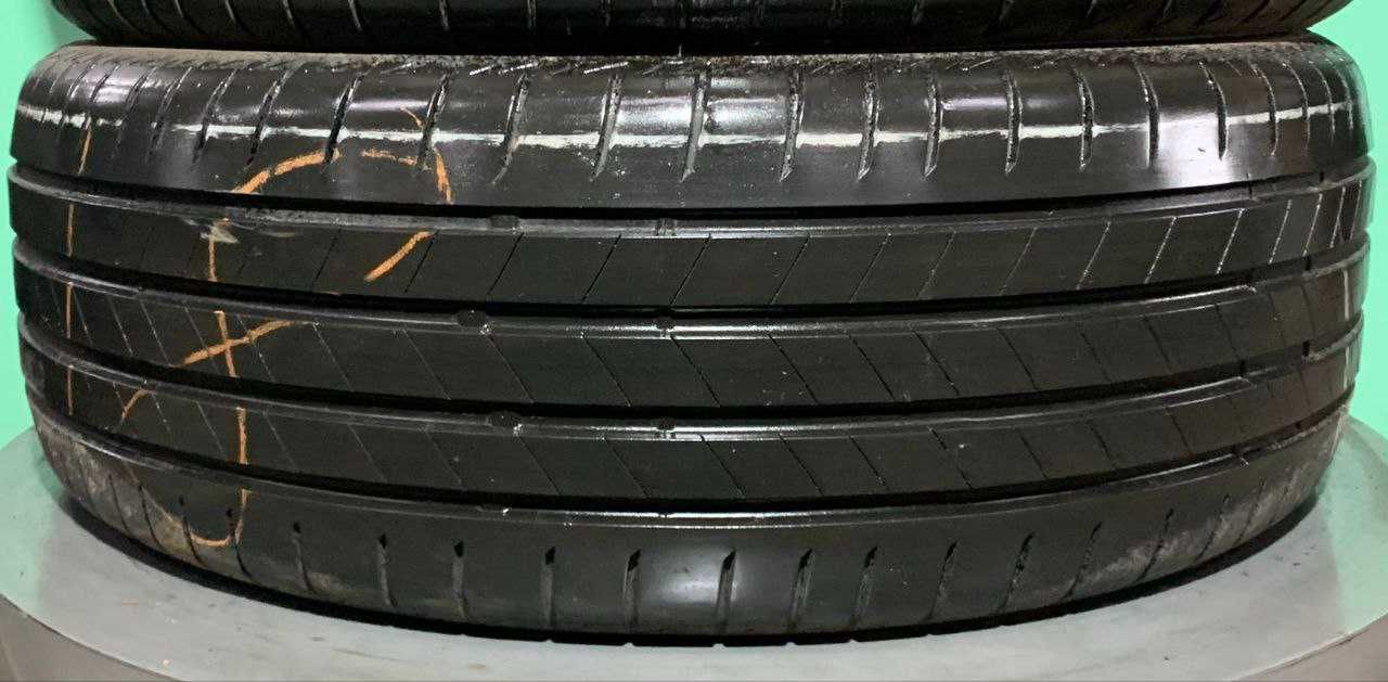Літня резина Бріджстоун 225/55/18 Bridgestone Turanza T-005 шины