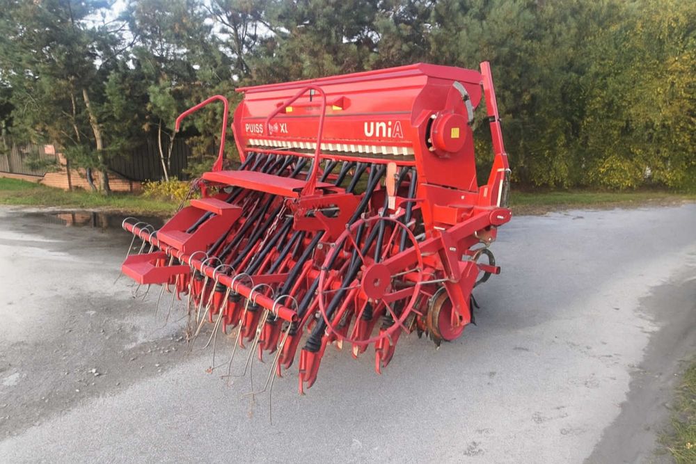 siewnik nabudowany Unia famarol agregat uprawowo siewny